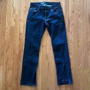 Stio Jean sz 32 R dark wash great pre owned condition inseam is 31”